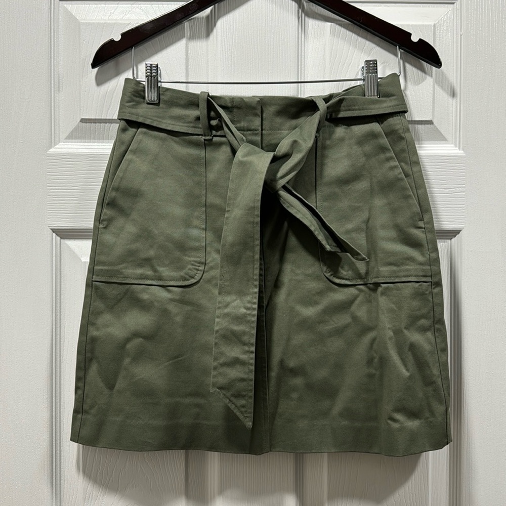 Loft belted skirt